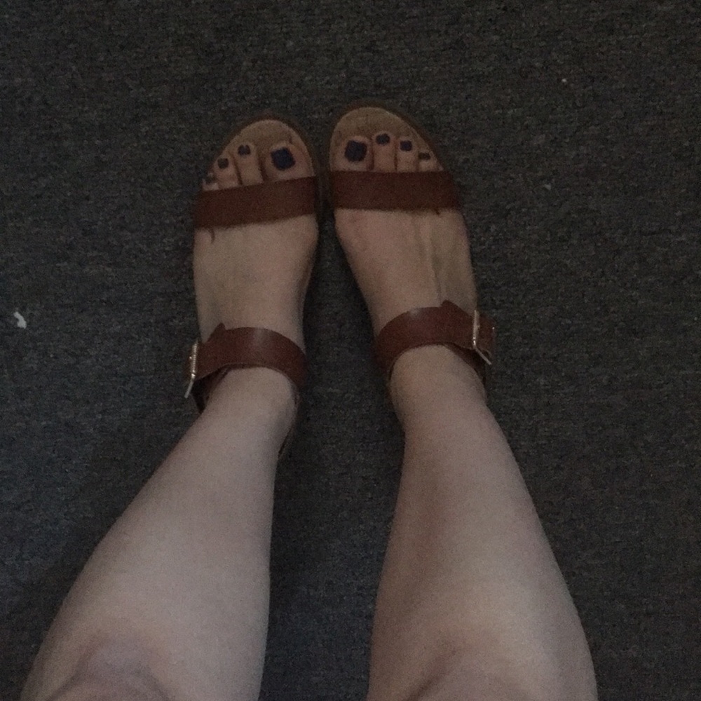 Cute sandals!👡 - Picture 4 of 5